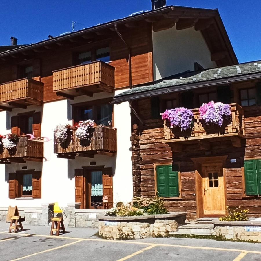 Appartamenti Rin Gemel Livigno Exteriör bild
